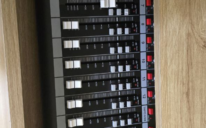 LA-12FX MIXER LUIATECH